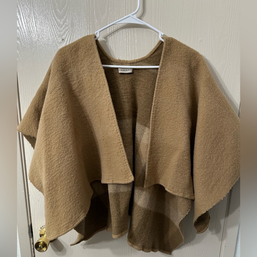 Women's poncho/cape🍁